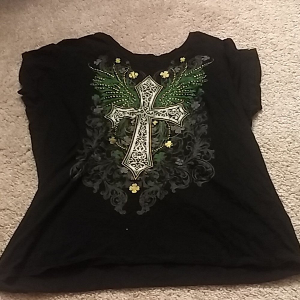 A women's Irish shirt